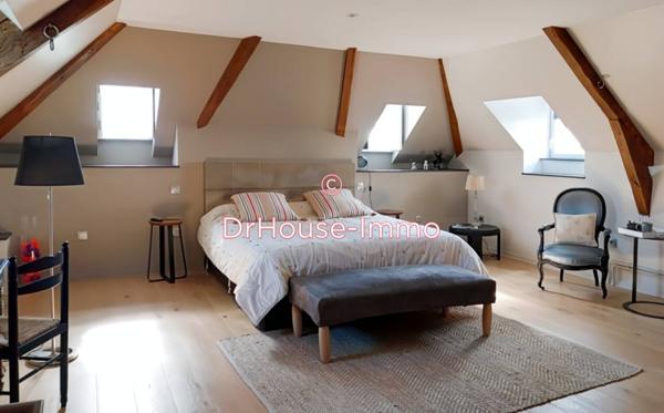 Bien immobilier à vendre 8 pièces de 220 m²