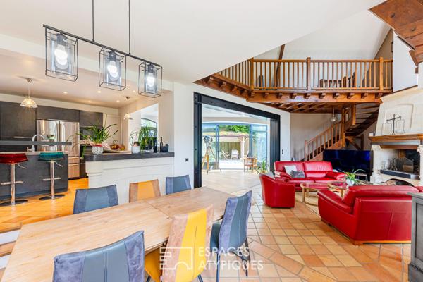 Pavillon contemporain sur les hauteurs du village d’Éragny