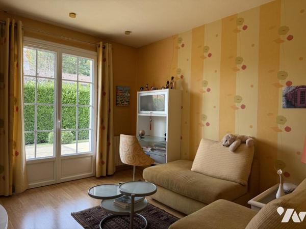 Maison traditionnelle contemporaine