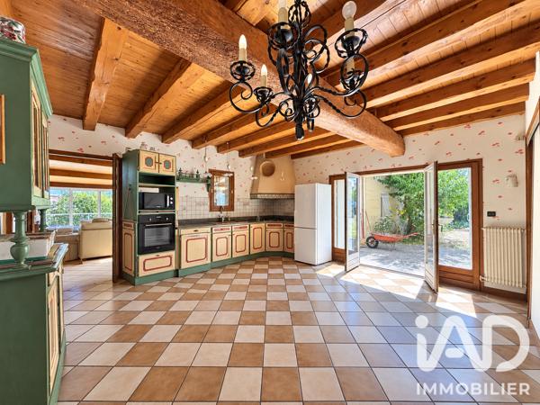 Maison à vendre 10 pièces 324 m² Saint-Loubès
