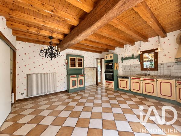 Maison à vendre 10 pièces 324 m² Saint-Loubès