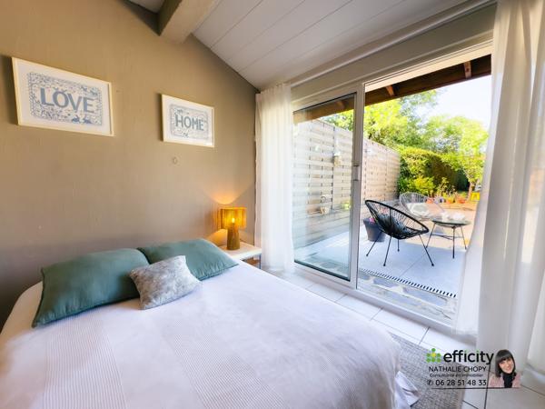 Maison
         5 pièces
        - 95 m² Exclusivité 259 000 € *