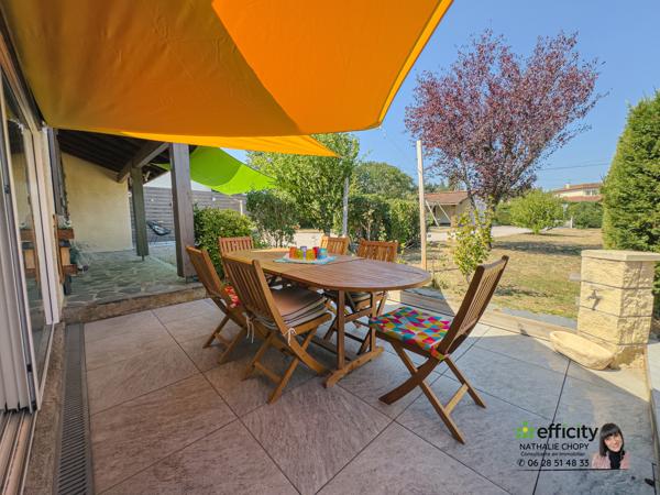 Maison
         5 pièces
        - 95 m² Exclusivité 259 000 € *