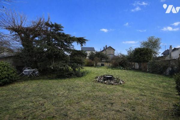 ANGERS ESPACE ANJOU MAISON D'ARCHITECTE 4 CH, GARAGE ET GRAND JARDIN