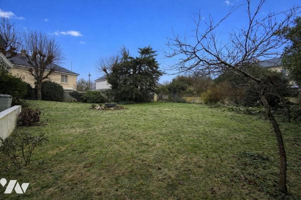 ANGERS ESPACE ANJOU MAISON D'ARCHITECTE 4 CH, GARAGE ET GRAND JARDIN