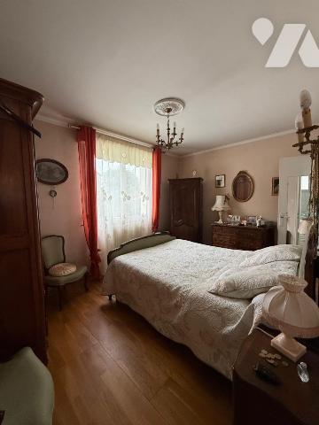 ANGERS ESPACE ANJOU MAISON D'ARCHITECTE 4 CH, GARAGE ET GRAND JARDIN