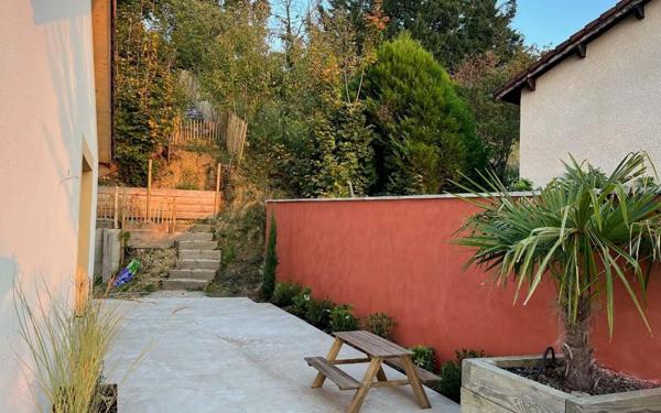 Maison à vendre    7 pièces • 169,67 m2 Montanay