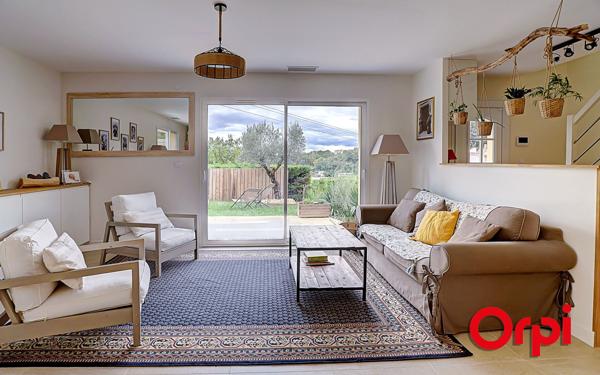 Maison à vendre    7 pièces • 169,67 m2 Montanay