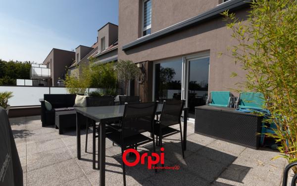 Appartement à vendre    4 pièces •  Mundolsheim