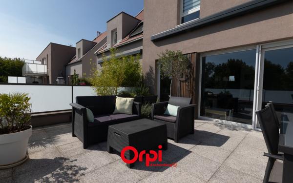 Appartement à vendre    4 pièces •  Mundolsheim