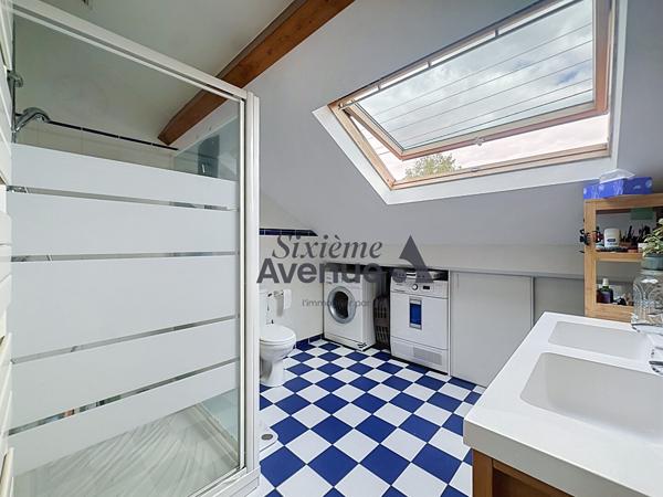 Maison 7 pièces 179 m2