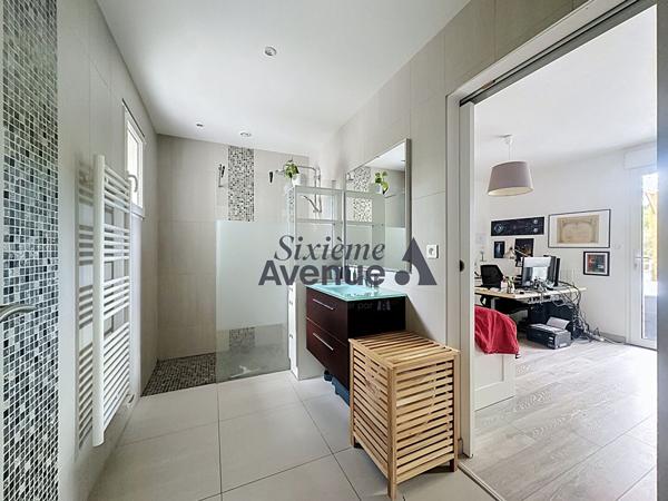Maison 7 pièces 179 m2