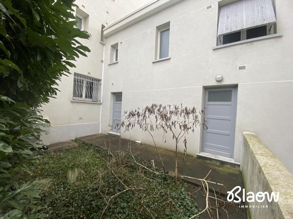 Studio avec jardin privatif à vendre à Bron