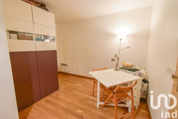 Appartement 2 pièces de 48 m² à Noisy-le-Grand (93160)