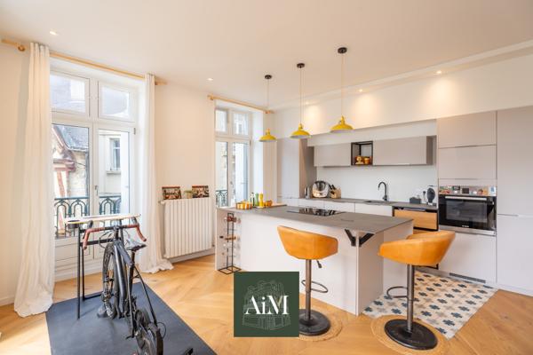 Appartement de caractère rénové à vendre – Centre-ville de Vannes (56000)