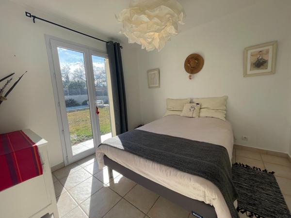 Vous cherchez un cadre de vie privilégié en pleine nature tout en étant proche des commodités ?