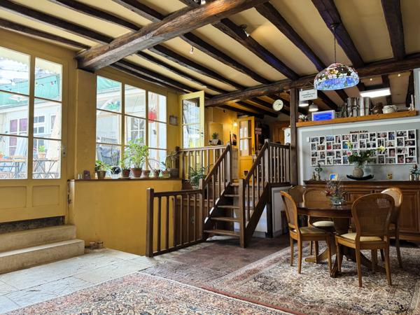 Maison 10 pièces - 280 m² Exclusivité efficity