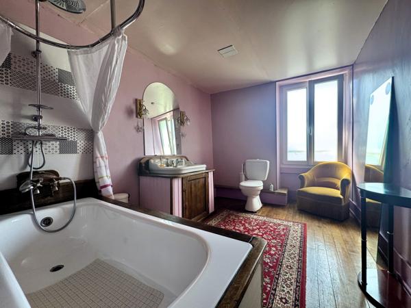 Maison 10 pièces - 280 m² Exclusivité efficity