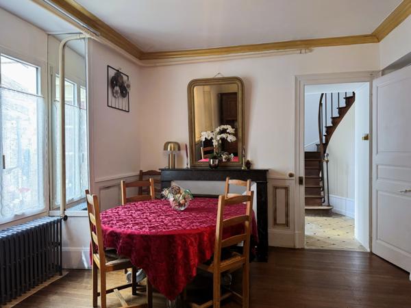 Maison 10 pièces - 280 m² Exclusivité efficity