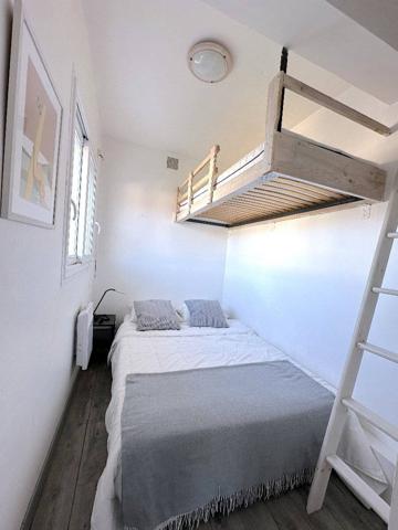 SAINT-PALAIS-SUR-MER, APPARTEMENT AVEC ROOFTOP ET APERÇU MER