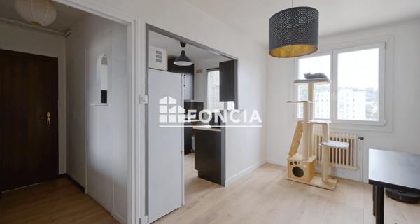 À vendre Appartement 3 pièces 61 m² - Bourgoin-jallieu 38300