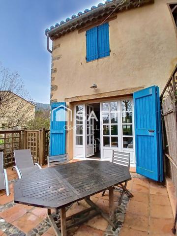 Maison entièrement rénovée avec cave et jardin