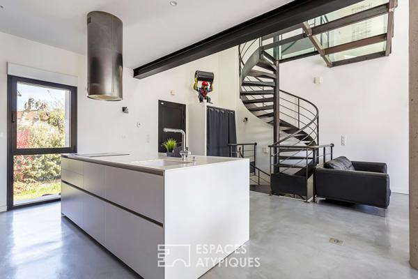 Maison d’architecte avec jardin et piscine