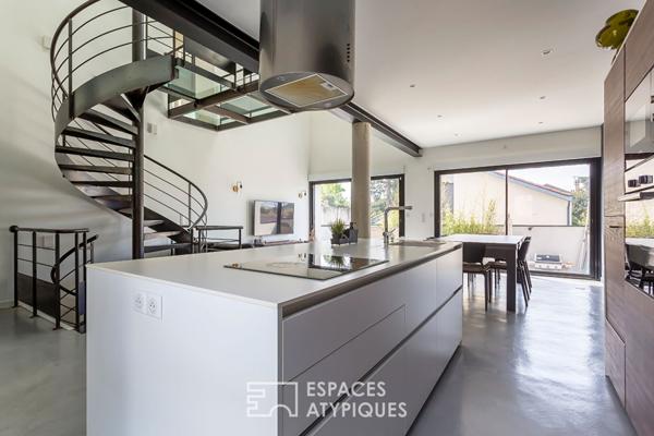 Maison d’architecte avec jardin et piscine