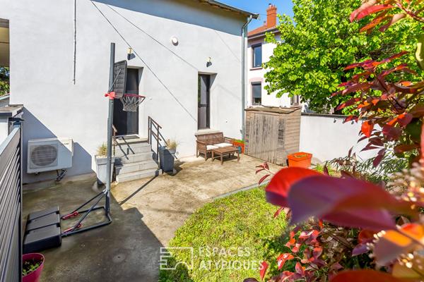 Maison d’architecte avec jardin et piscine