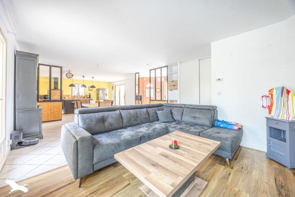Maison à vendre |  Mauzé-sur-le-Mignon |  6 pièces | 148 m²