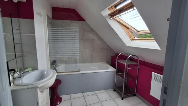 Maison 5 pièce(s) 81.5 m2 Le Palais , Le palais