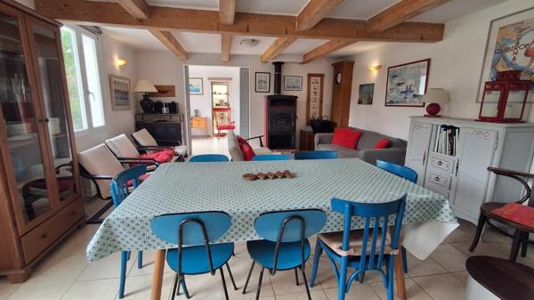 Maison 5 pièce(s) 81.5 m2 Le Palais , Le palais