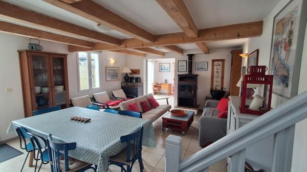 Maison 5 pièce(s) 81.5 m2 Le Palais , Le palais