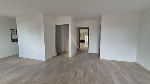 Appartement T3, Centre ville de Saint Jean D'Angély.