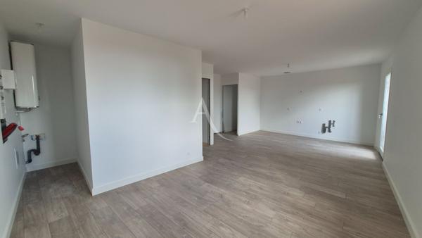 Appartement T3, Centre ville de Saint Jean D'Angély.