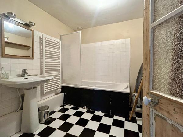 CENTRE VILLE DE POITIERS - PLACE DE LA LIBERTE - APPARTEMENT T 2 Poitiers (86000)