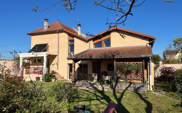 Maison à vendre    5 pièces •  Bourg-de-Péage