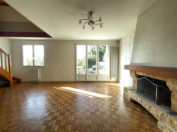 Maison Saint Avertin 7 pièce(s) 99.25 m2 - 1500 m2 de jardin