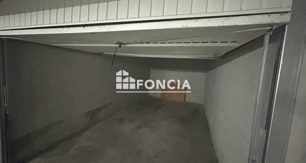 À vendre Parking 18 m² - Marseille 13008