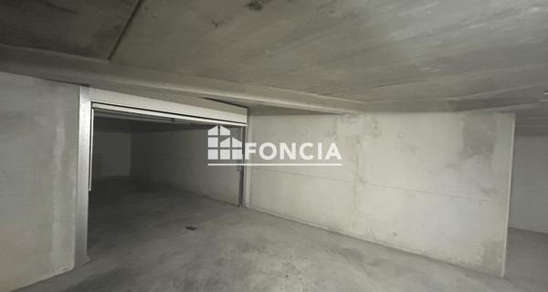 À vendre Parking 18 m² - Marseille 13008