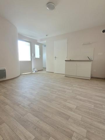 Appartement T1 de 28,55 m² dans une résidence rénovée - Bordeaux QUARTIER ST GENES