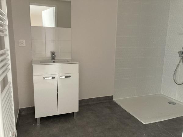 Appartement T1 de 28,55 m² dans une résidence rénovée - Bordeaux QUARTIER ST GENES