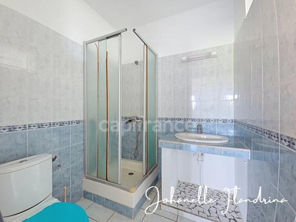 Maison avec vue dégagée, 3 chambres + mezzanine, possibilité de bas de villa - 3 000 m² de terrain