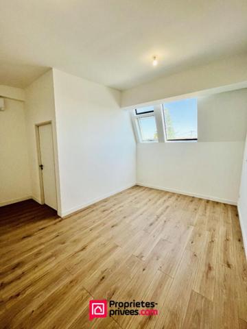 Loft industriel T4 neuf 182m², terrasse 46m², piscine, centre-ville