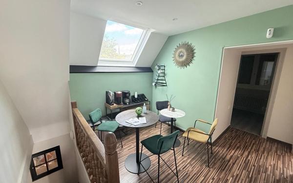 Maison à vendre    6 pièces • 262 m2 Chauny