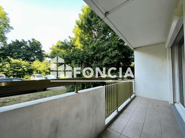 Location Appartement 3 pièces 67.18 m² - 79 AVENUE DU 8 MAI 1945 - LE MAS REBUFER Bron 69500