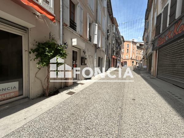 Location Local commercial 3 pièces 90 m² - 1 RUE DE L'HUBAC Digne-les-bains 04000