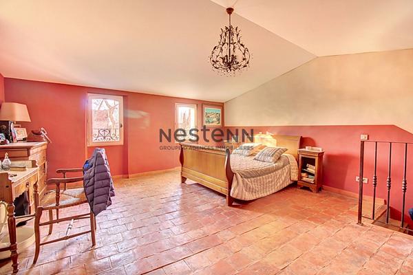 Vitrolles Village, Maison T5 avec 3 chambres, terrasse, garage au vieux village