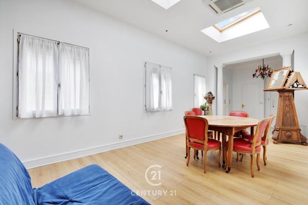 Appartement T5 à vendre  5 pièces - 154,21 m2 PARIS - 75007