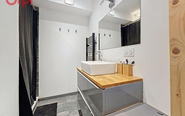 Appartement à vendre    4 pièces • 76,20 m2 La Seyne-sur-Mer